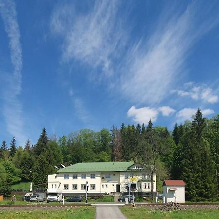 Hotel Olivin Kytlice Extérieur photo