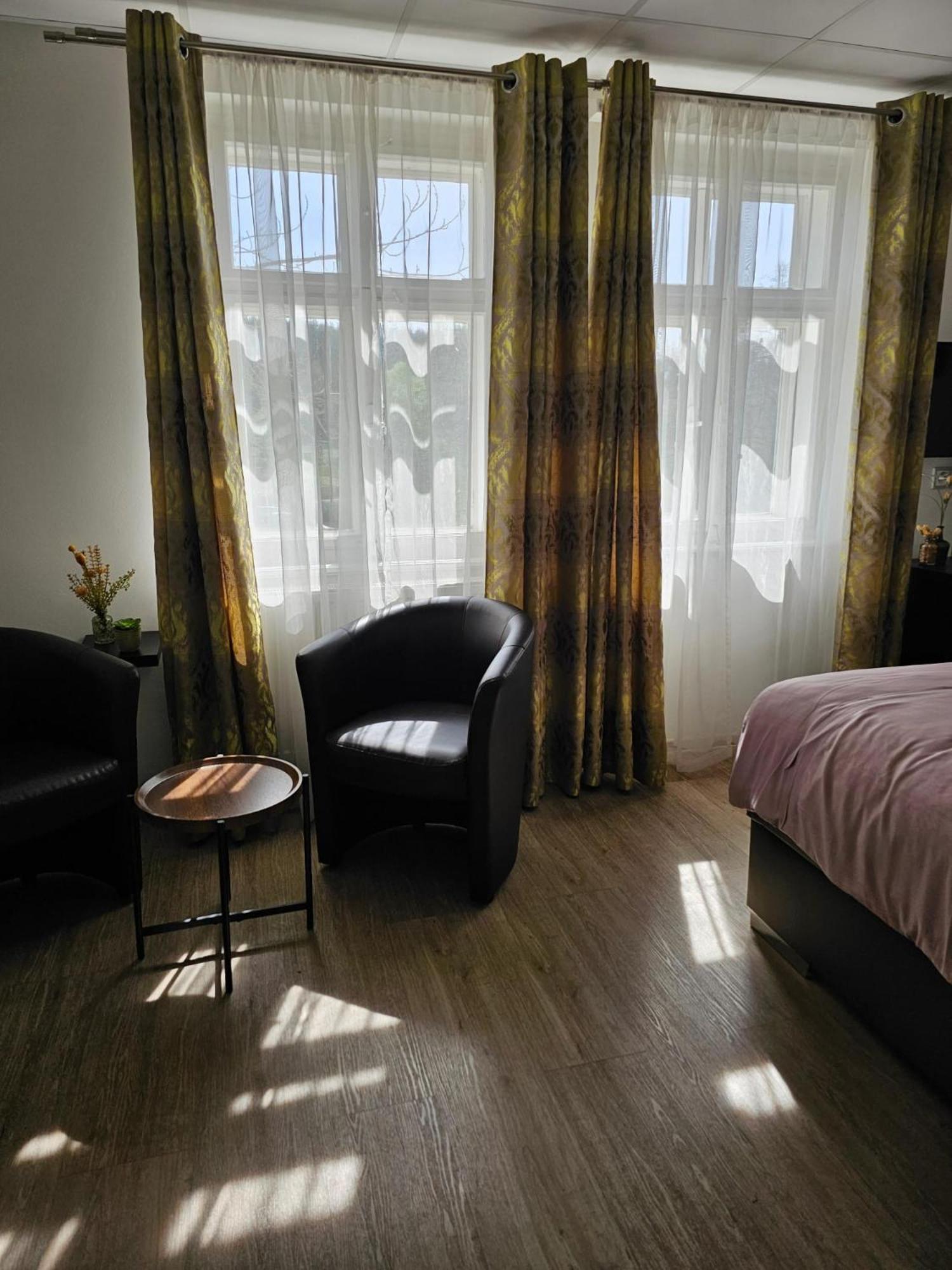 Hotel Olivin Kytlice Extérieur photo